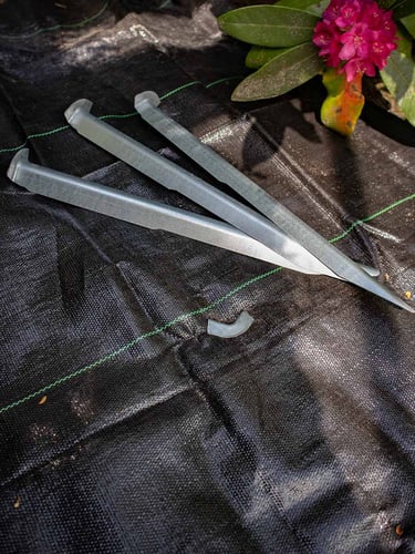 Grondpennen ADVANCE verzinkt, doos 10 stuks