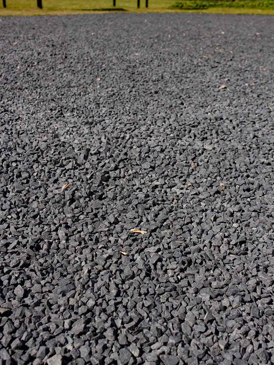 Basalte gravier noir concassé 16 - 32mm jardin paysagé
