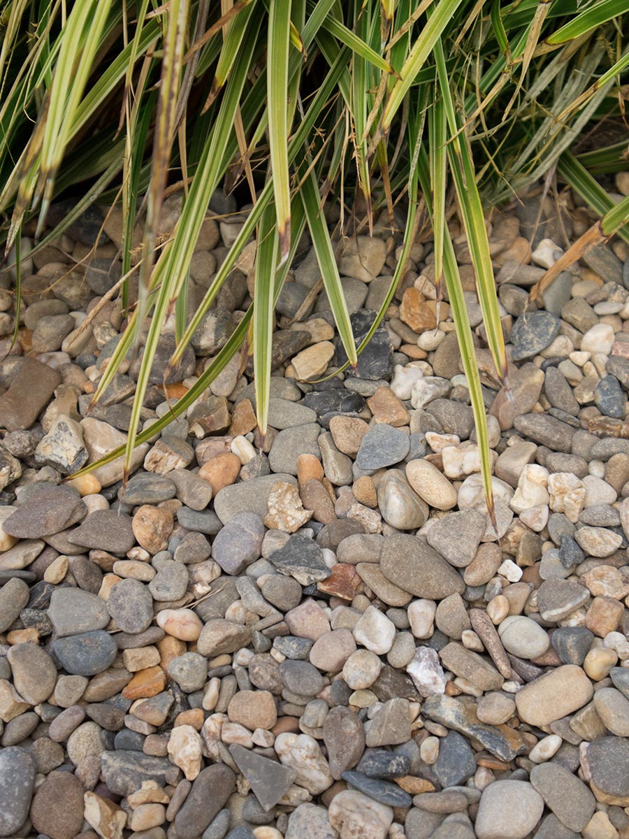 Gravier / galets pour béton et drainage 4 - 16mm jardin paysagé