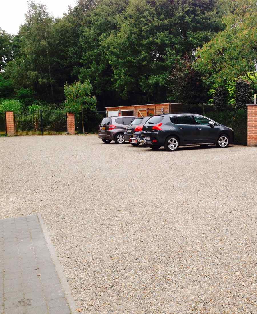 japanse split 8/16 parking