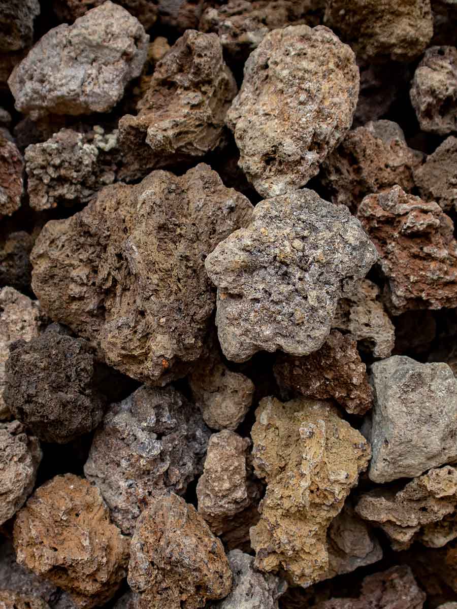 Pierres à gabion Lave rouge 40 - 80mm (4 - 8cm)