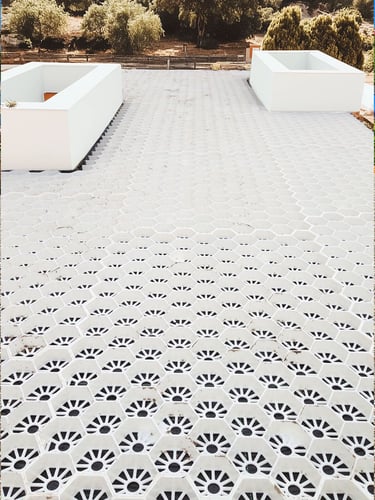 Estabilizador de cascalho Easygravel 3XL branco instalada
