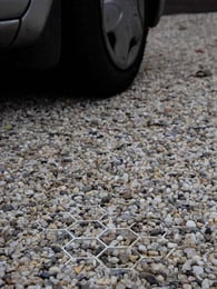 Palete completa de estabilizador de cascalho EuroGravel PRO branco (33,13 m²)
