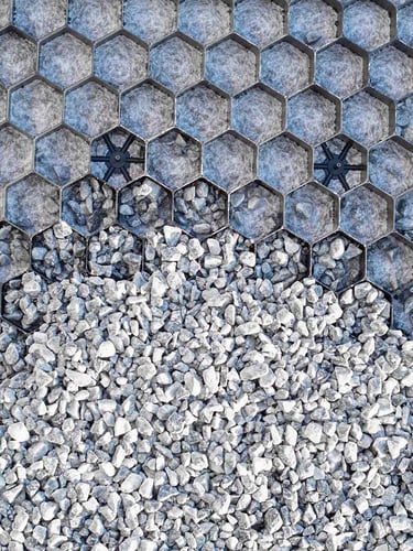 Vier Paletten Kiesgitter EuroGravel PLUS Schwarz (170,2m2)