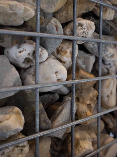 Grands galets de rivière blanc / gris 30 - 60mm (3 - 6cm)