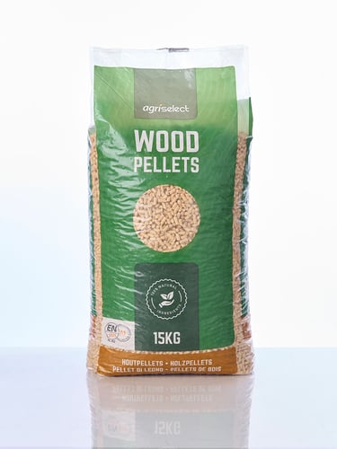 Houtpellets EN+A1 / DIN+ twee volle pallets 130x15kg bag (1950kg)