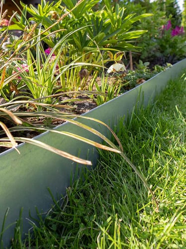 Bordures de jardin Multi-Edge ADVANCE Galvanisé posée