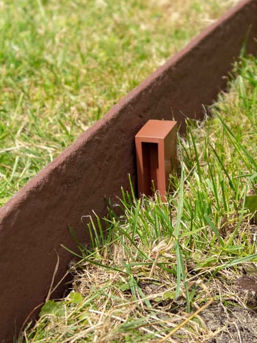 Multi-Edge ECO paaltjes bruin bevestiging via achterzijde, onzichtbaar aan voorzijde