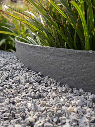 Bordura Multi-Edge ECO rollo gris instalada
