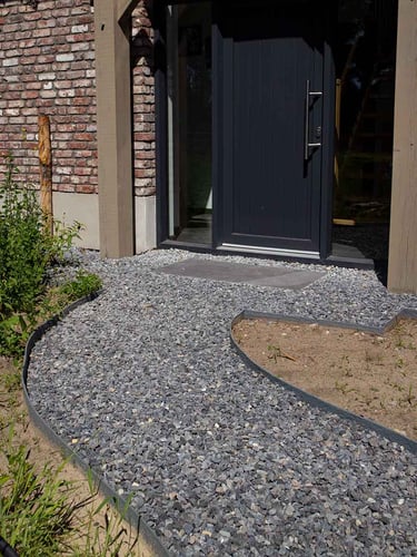 Bordura Multi-Edge ECO Gris instalada 