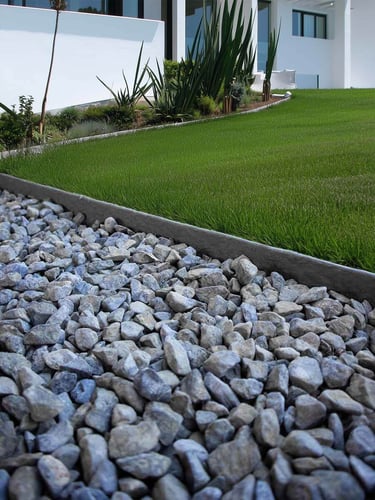 Bordura Multi-Edge ECO Gris instalada