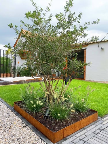 Multi-Edge METAL Corten instalado 