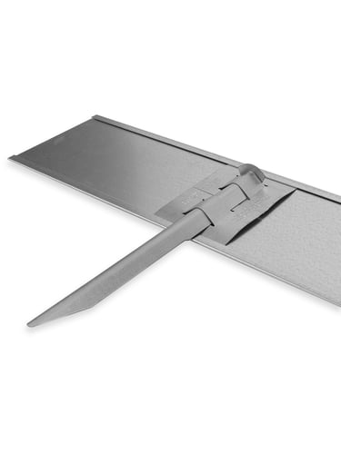 Bordura Multi-Edge ADVANCE galvanizada amarre (lado trasero)