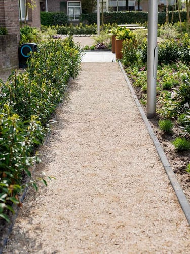 Achterhoeks Padvast aangelegd