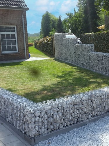 Panier de gabion 100x100x20cm paysagé