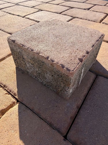 Pavê de betão cor Ferrugem 800 kg, multiformato