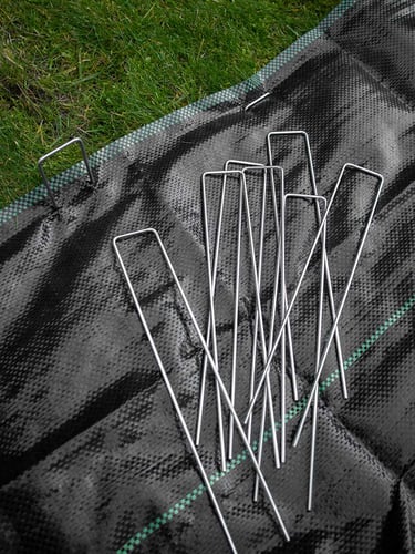Piquets d'ancrage forme U galvanisé 25,5cm x 4cm x 3mm