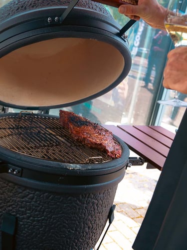 The Columbus Large Pro Line Urban Grey Compleet Kamado