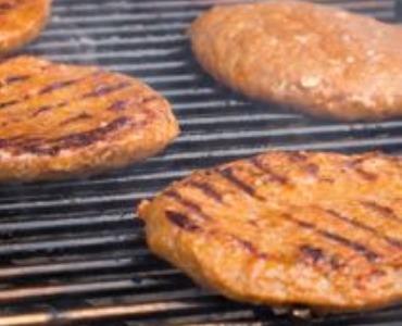 Vous êtes novice en matière de kamado ? Quelque chose de savoureux sur le barbecue tout de suite ! 3 recettes de départ